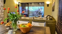 Green Villa Stay & Dine
