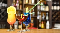 Happy Hour at Marea Breeze Bar